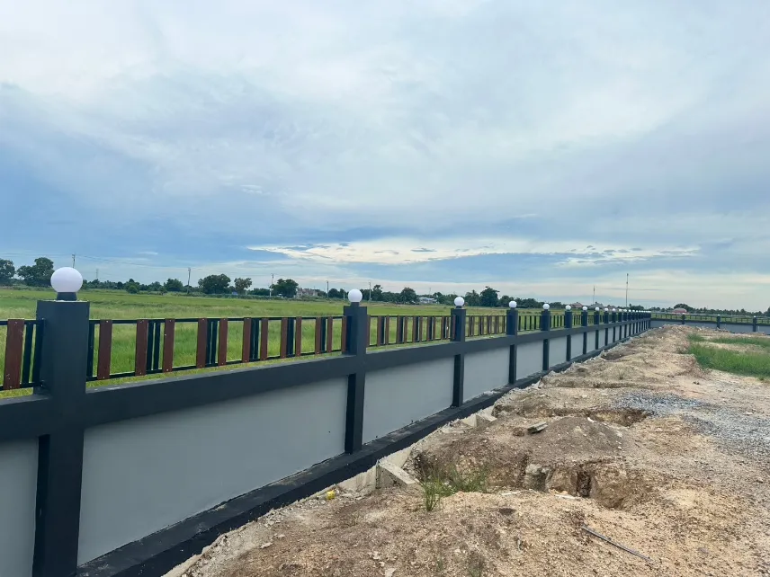 รับทำรั้ว คานกันดิน | บริษัท ไอเซน คอนสตรัคชั่น ดีไซน์ แอนด์ คอนสตรัคเตอร์ จำกัด